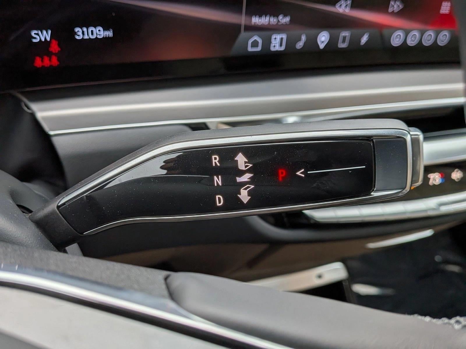 2026 Cadillac LYRIQ 4dr LYRIQ-V Premium