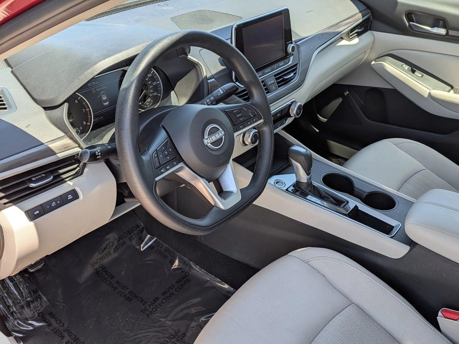 2025 Nissan Altima SV FWD