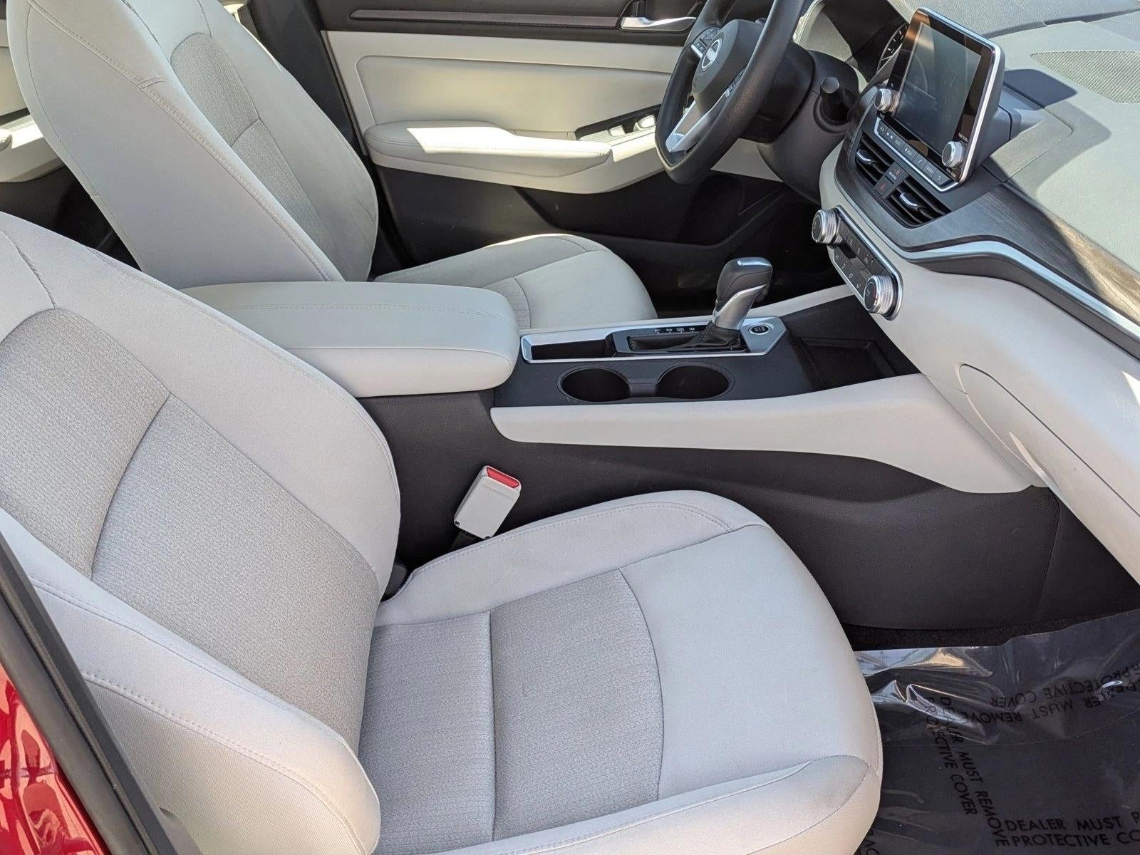 2025 Nissan Altima SV FWD