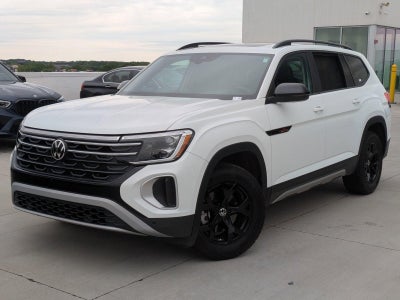 2024 Volkswagen Atlas 2.0T Peak Edition SE w/Technology 4MOTION