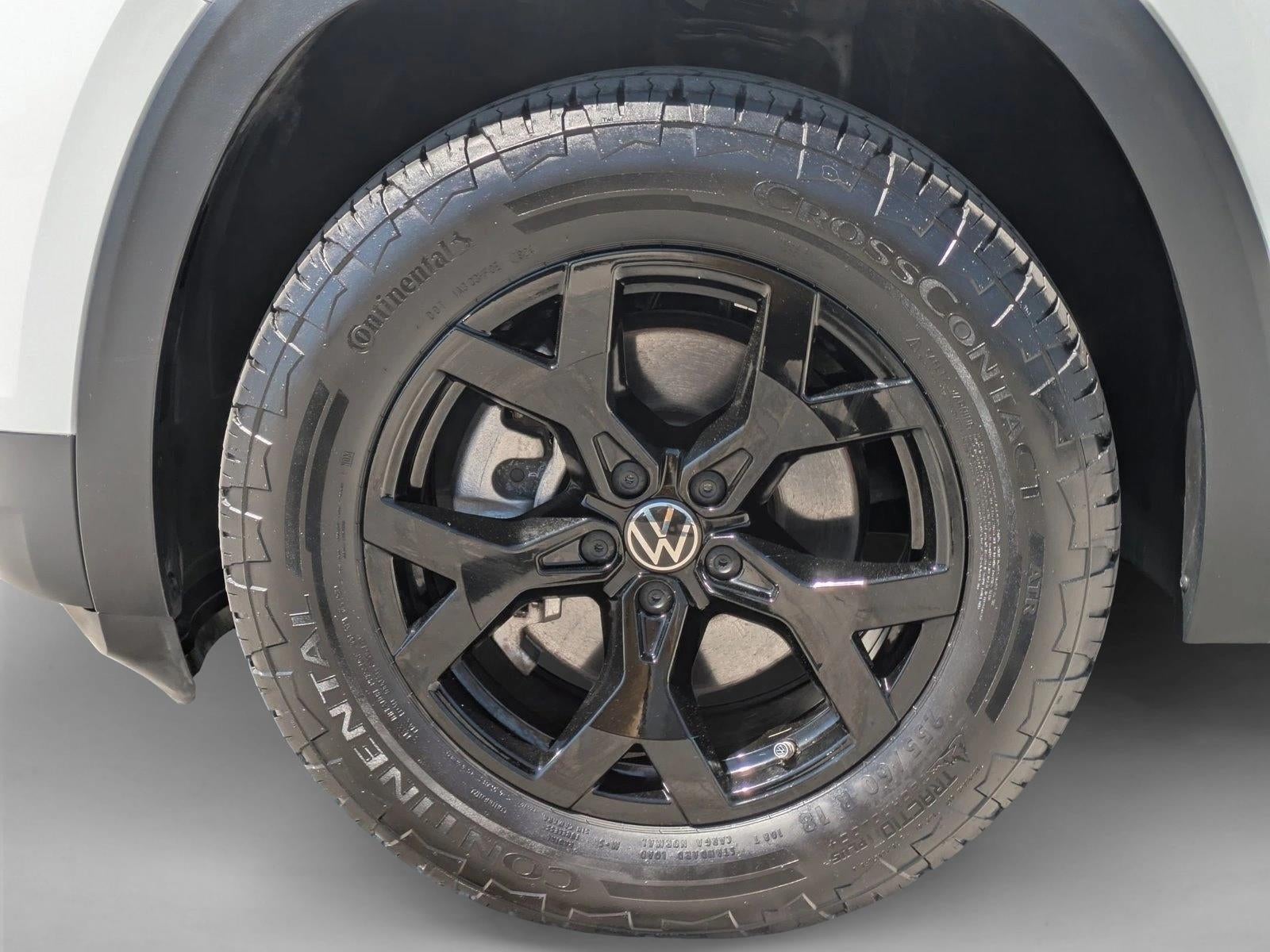 2024 Volkswagen Atlas 2.0T Peak Edition SE w/Technology 4MOTION