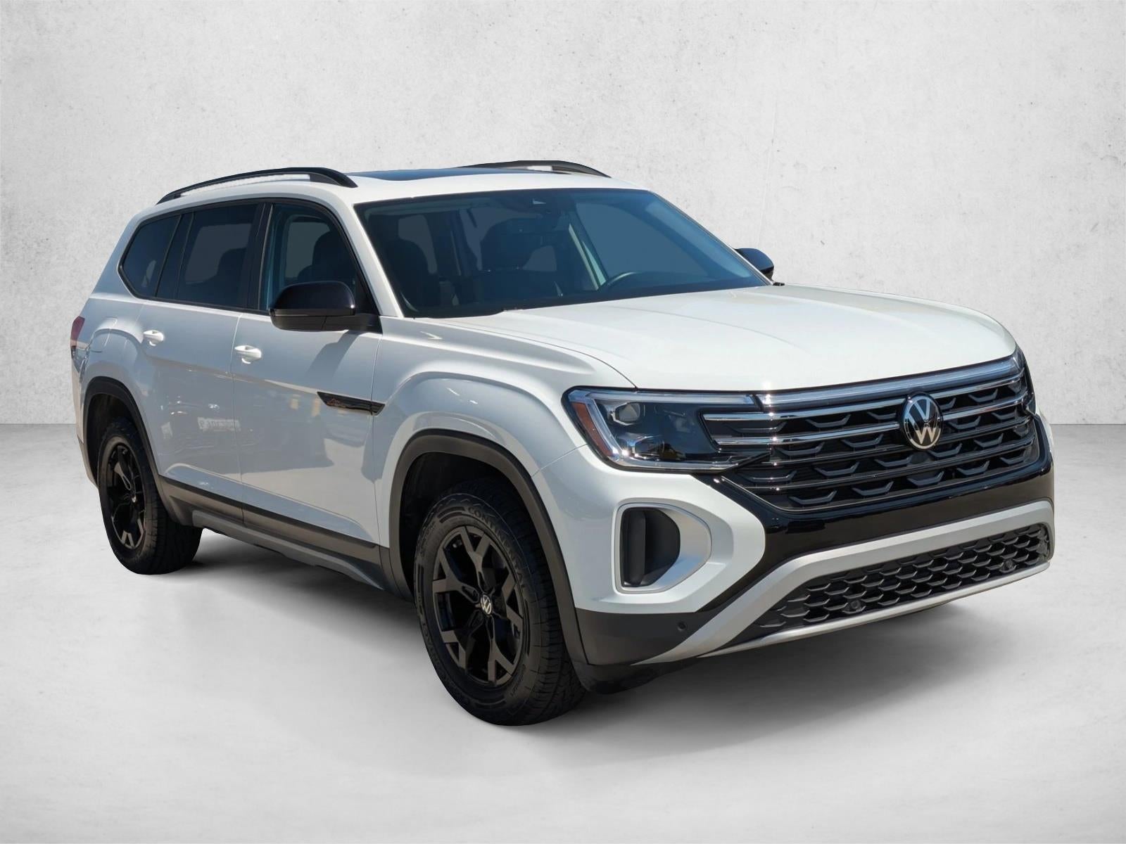 2024 Volkswagen Atlas 2.0T Peak Edition SE w/Technology 4MOTION