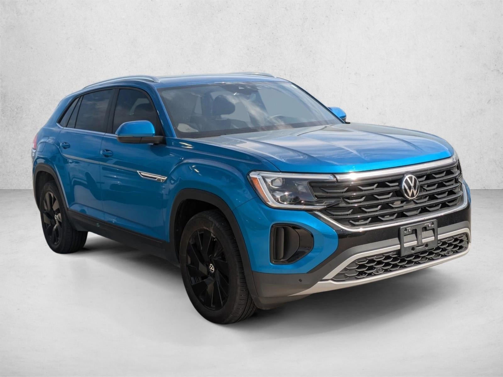 2024 Volkswagen Atlas Cross Sport 2.0T SE w/Technology 4MOTION