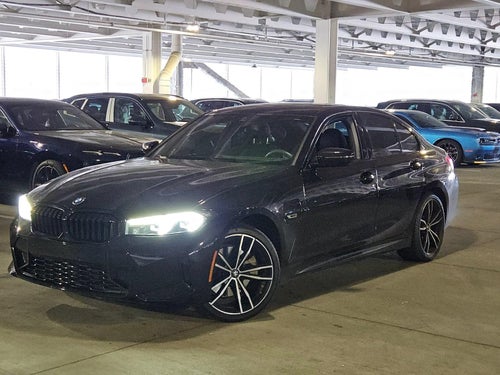 2023 BMW 330e xDrive Plug-In Hybrid