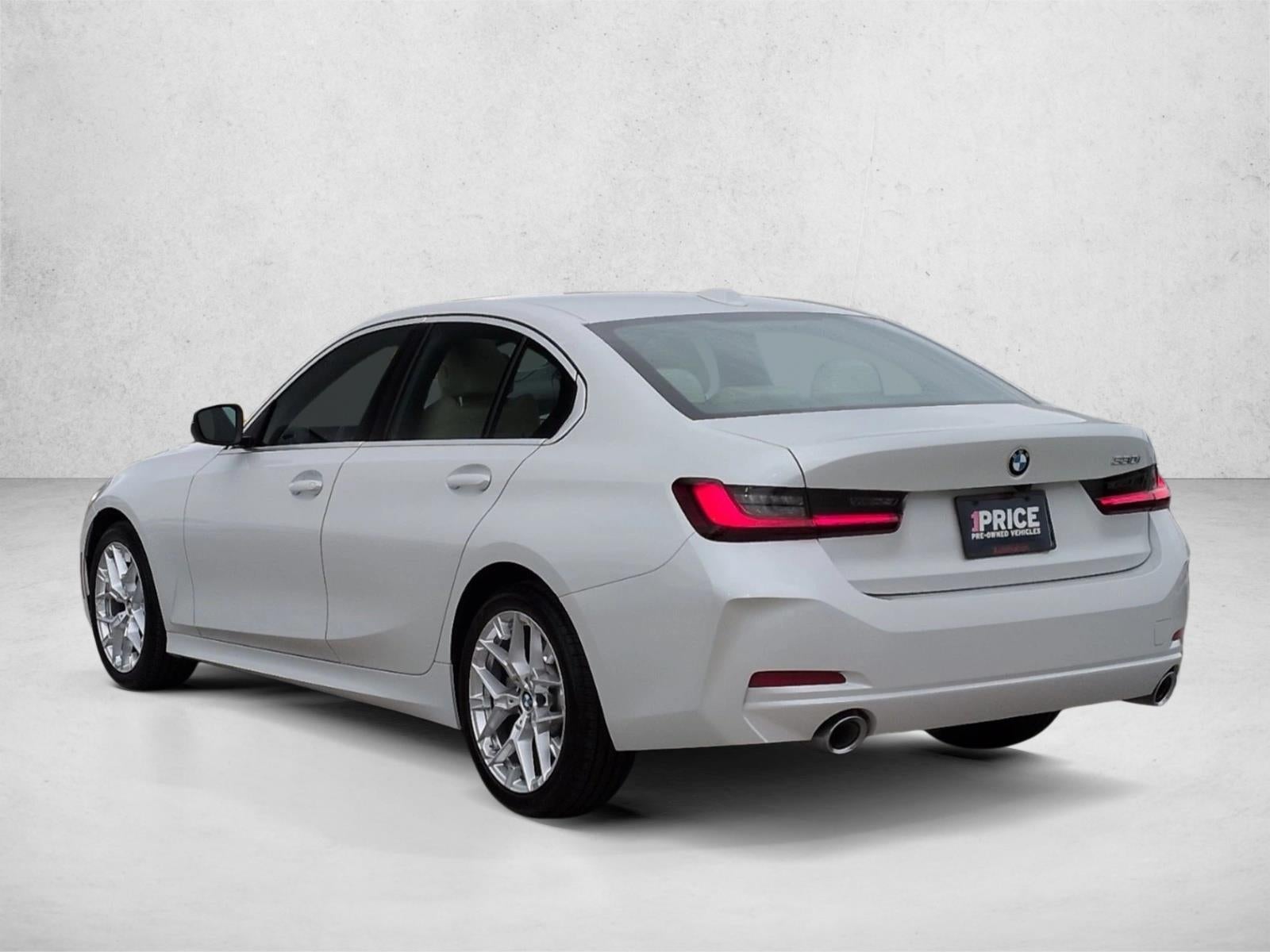 2025 BMW 330i Sedan