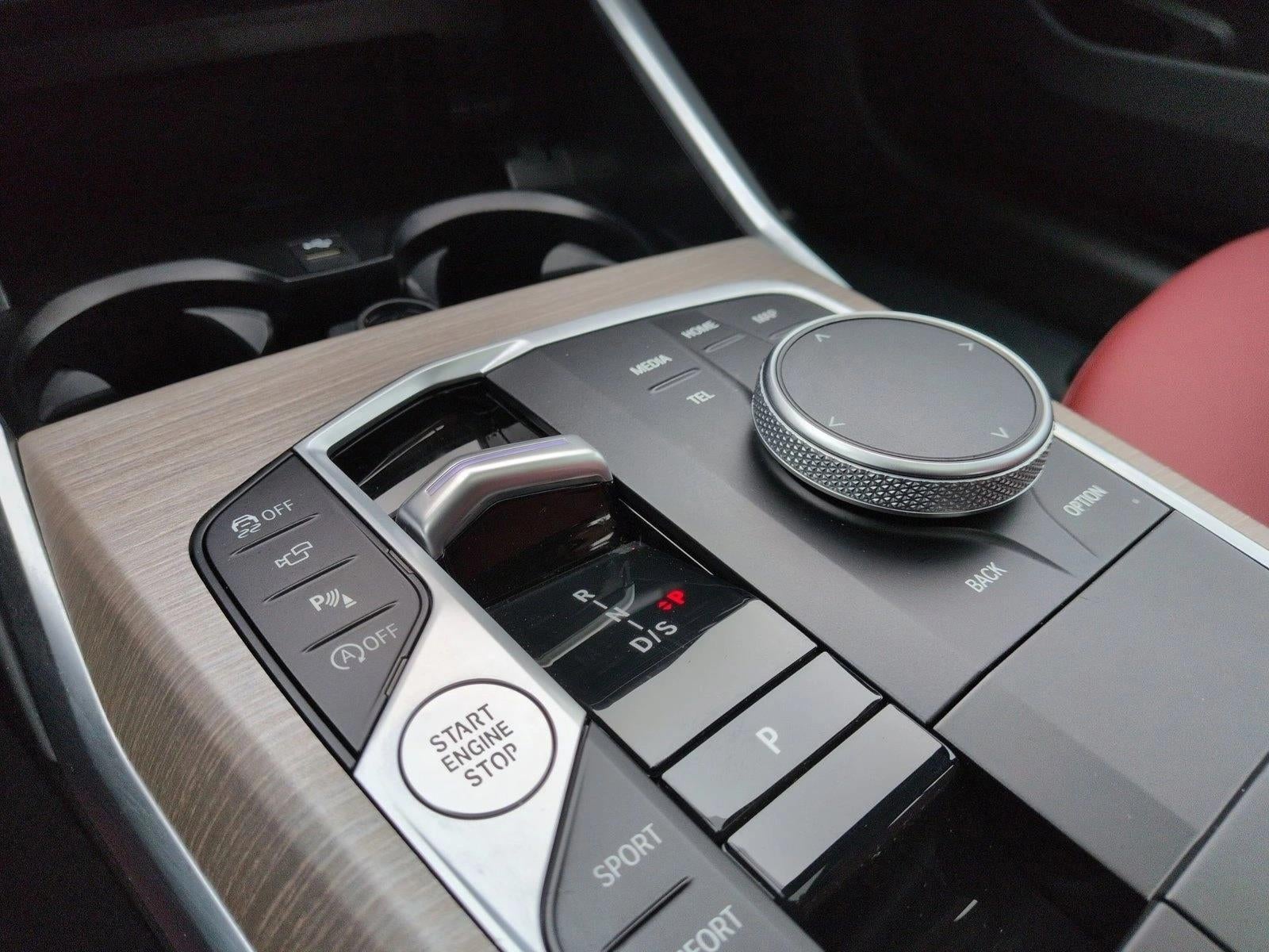 2025 BMW 330i xDrive Sedan