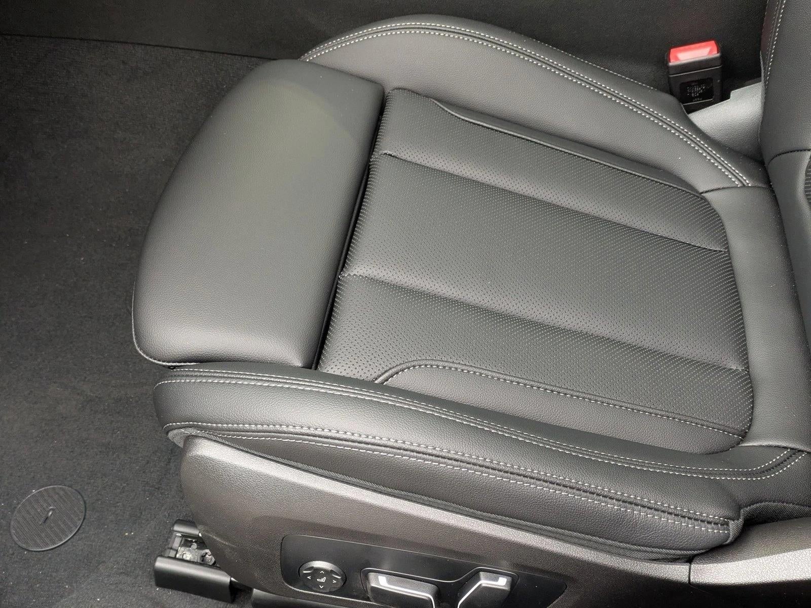 2026 BMW 330i NA xDrive Sedan