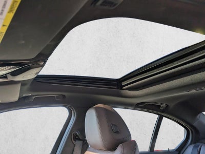 2023 BMW 330i xDrive Sedan