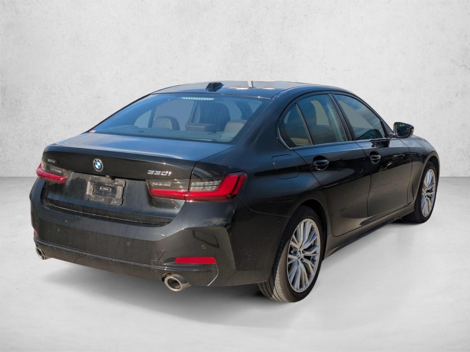 2023 BMW 330i xDrive Sedan