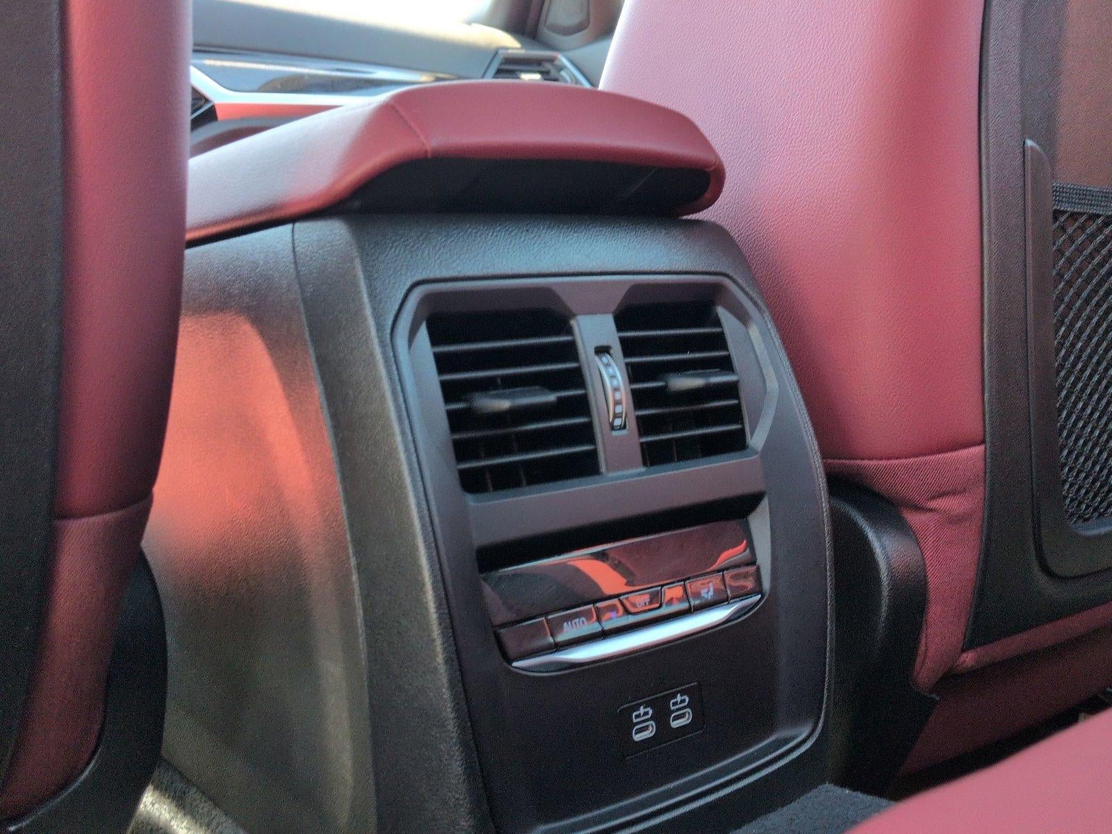 2023 BMW 330i xDrive Sedan