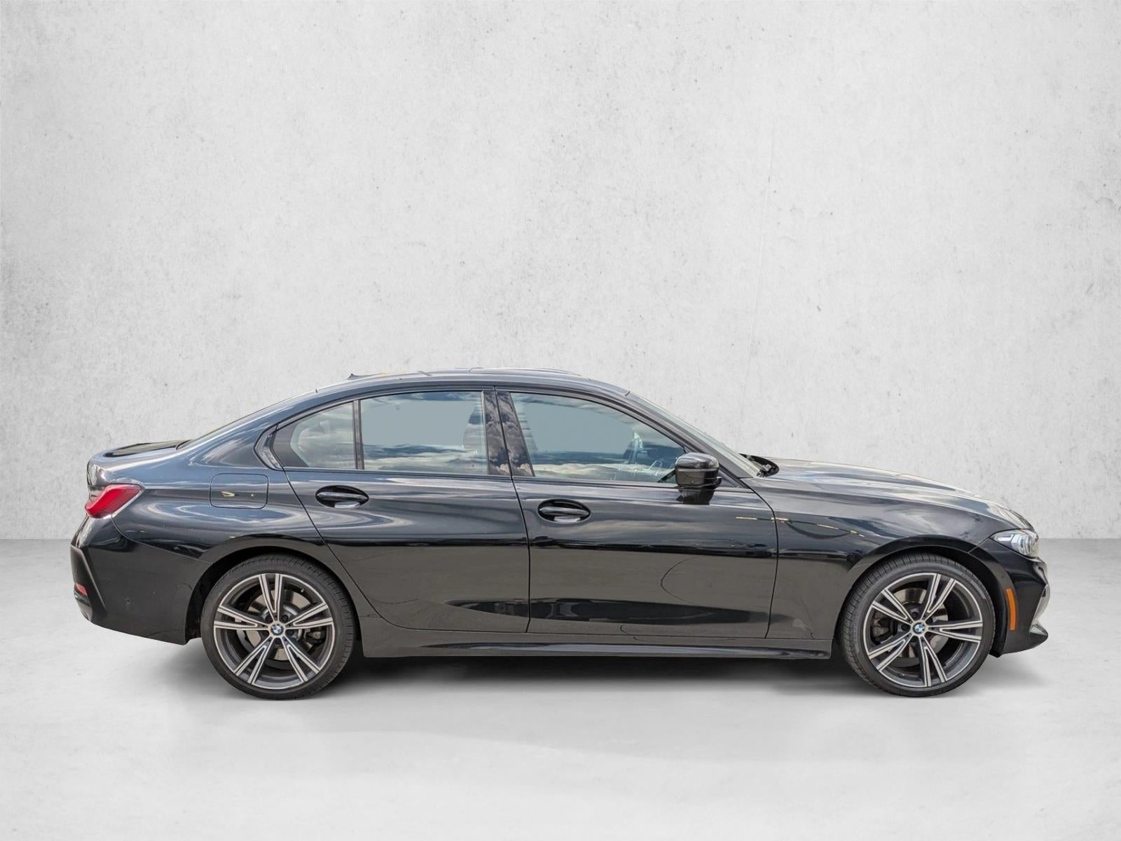 2023 BMW 330i xDrive Sedan