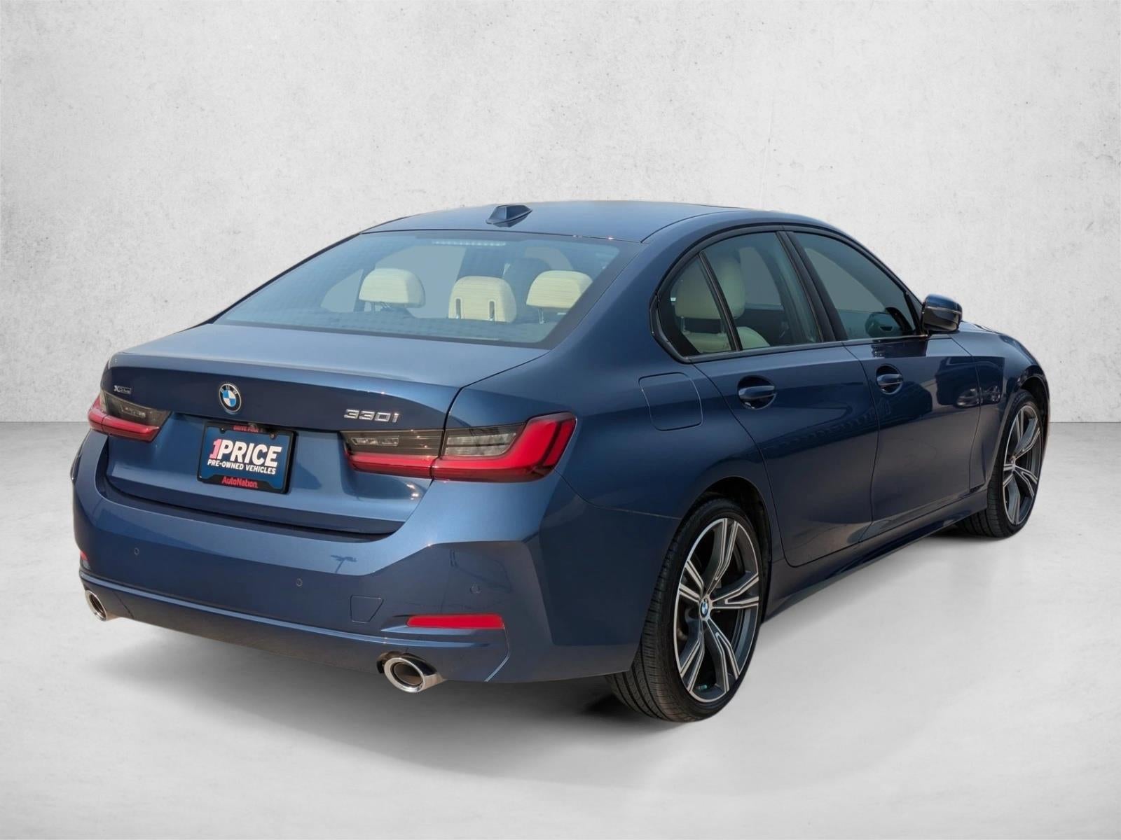 2023 BMW 330i xDrive Sedan