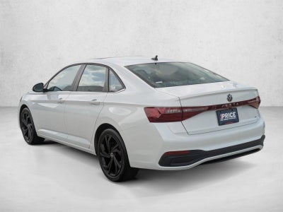 2025 Volkswagen Jetta SE Auto
