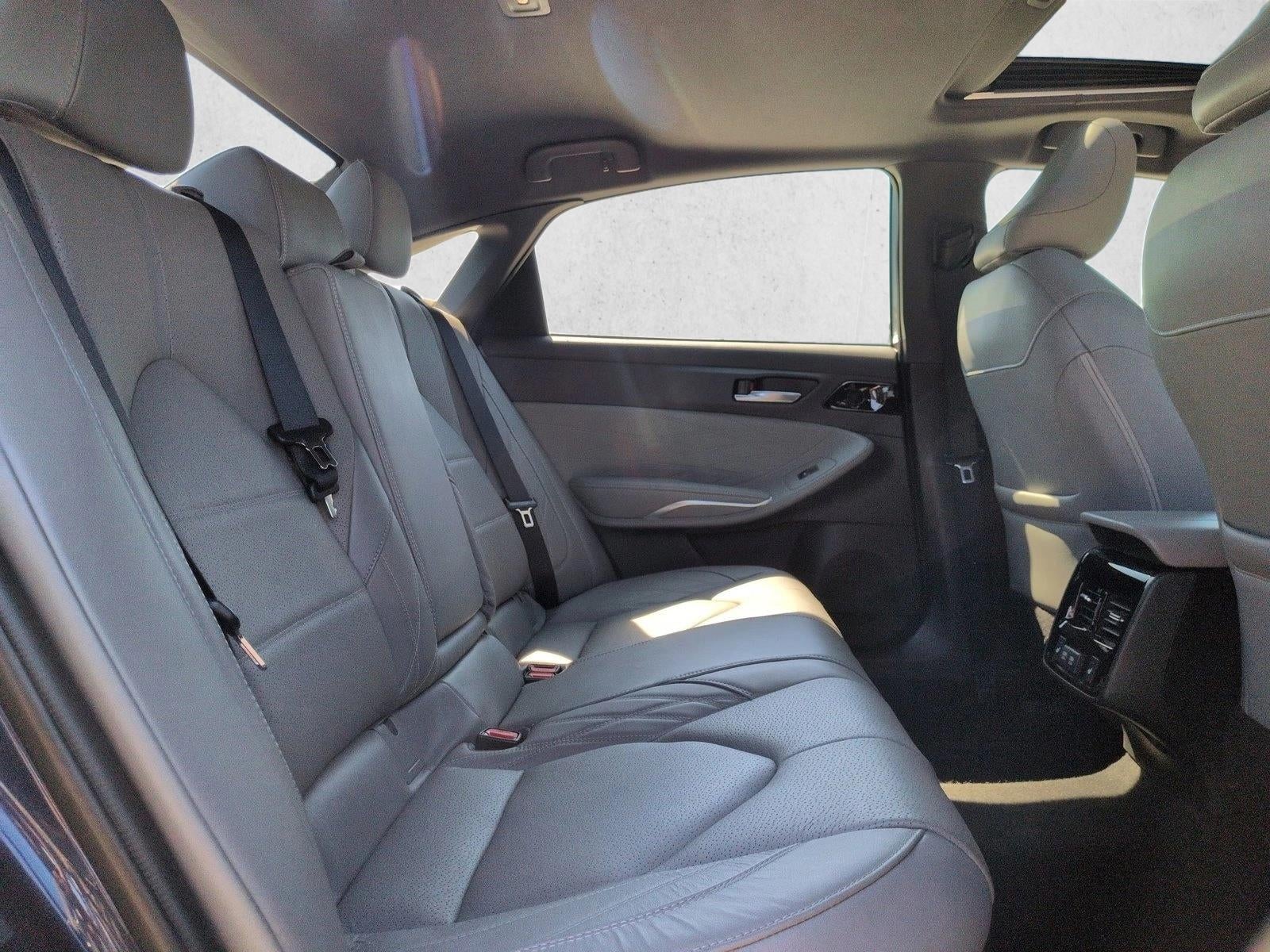 2020 Toyota Avalon Hybrid Limited (Natl)
