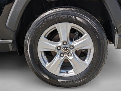 2025 Toyota RAV4 Hybrid LE AWD (Natl)