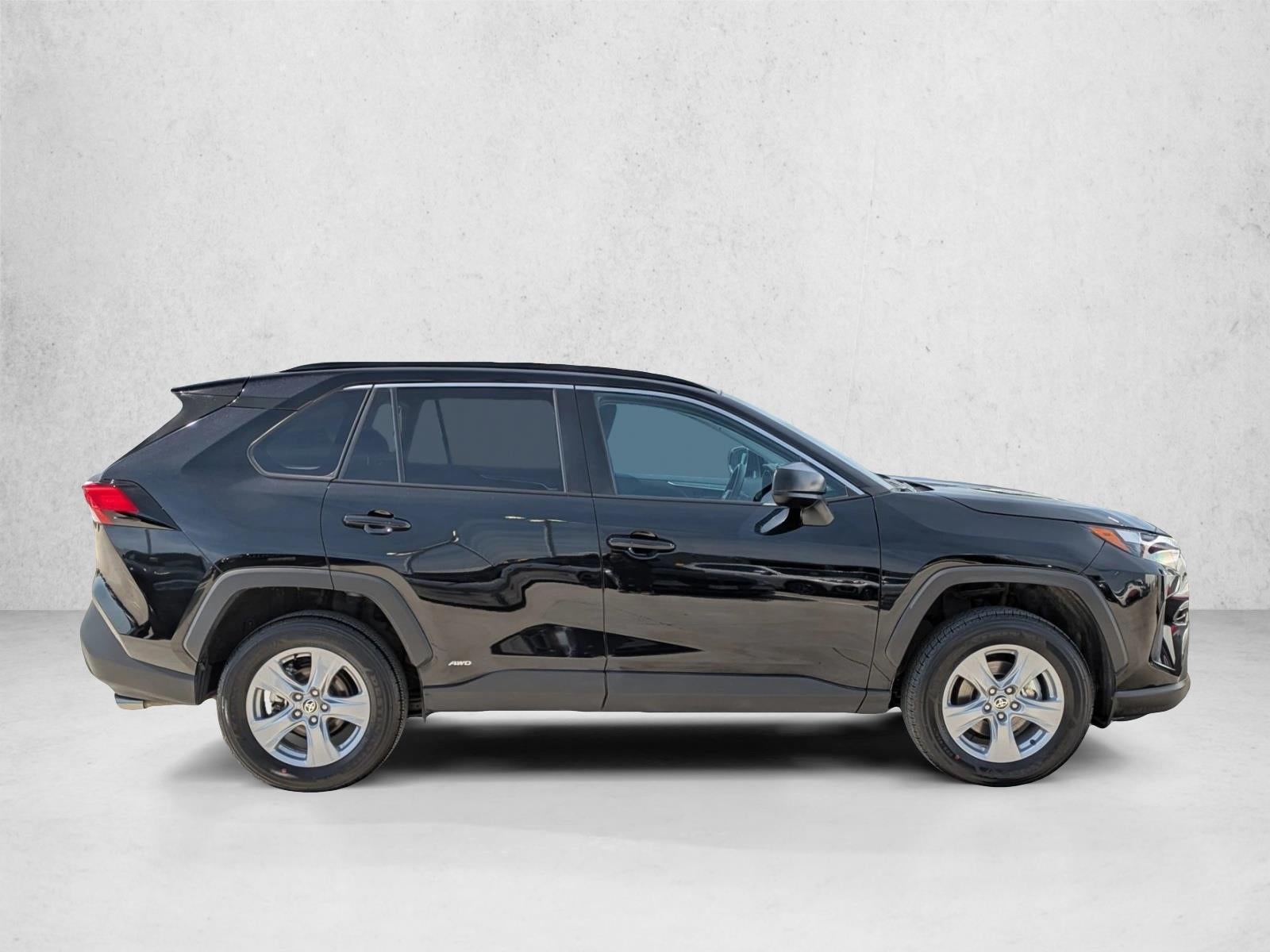 2025 Toyota RAV4 Hybrid LE AWD (Natl)