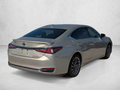 2024 Lexus ES 300h Ultra Luxury FWD