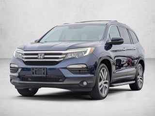 2016 Honda Pilot AWD Touring with DVD Rear Entertainment System and Navigation