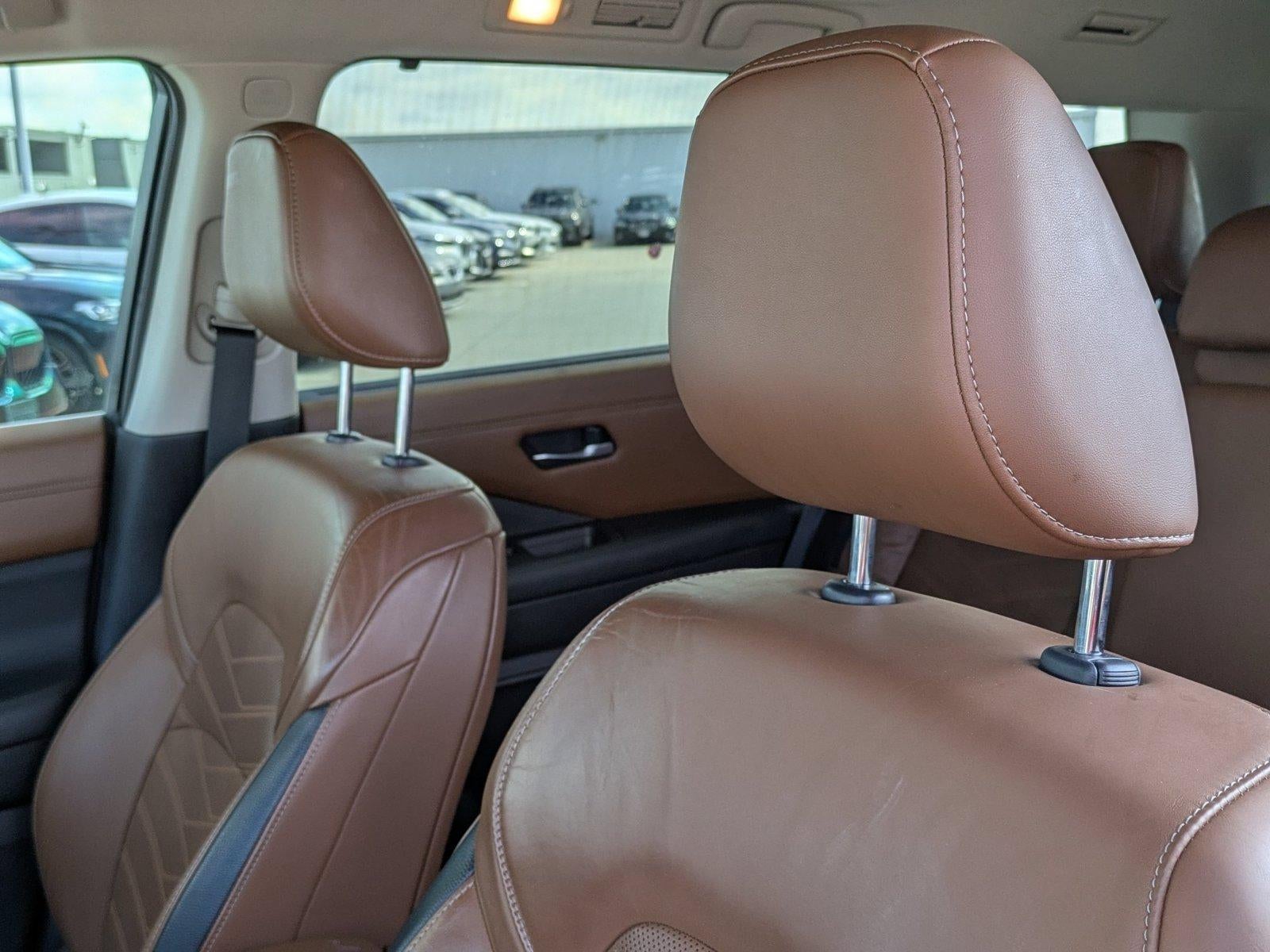 2022 Nissan Pathfinder Platinum 2WD