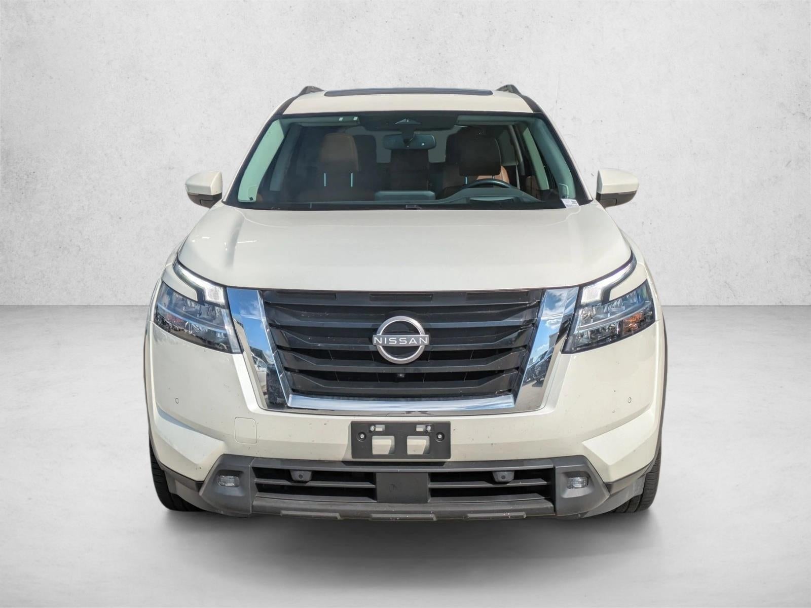 2022 Nissan Pathfinder Platinum 2WD