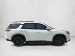 2022 Nissan Pathfinder Platinum 2WD