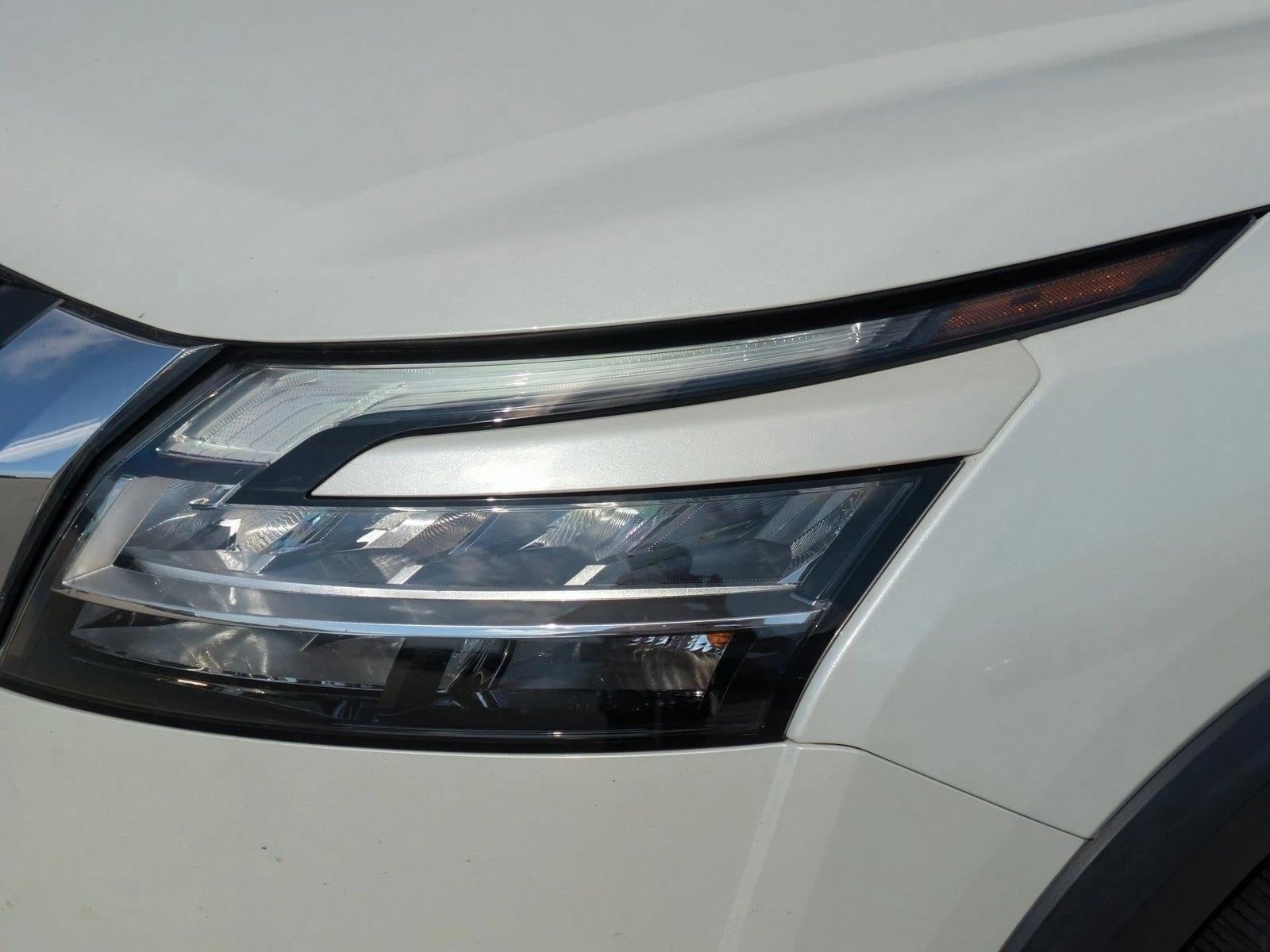 2022 Nissan Pathfinder Platinum 2WD