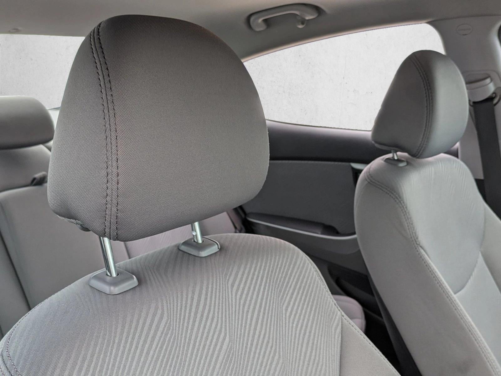 2013 Hyundai ELANTRA 4dr Sdn Auto GLS