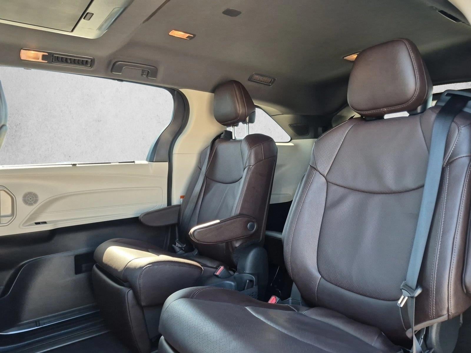 2024 Toyota Sienna Platinum AWD 7-Passenger (Natl)