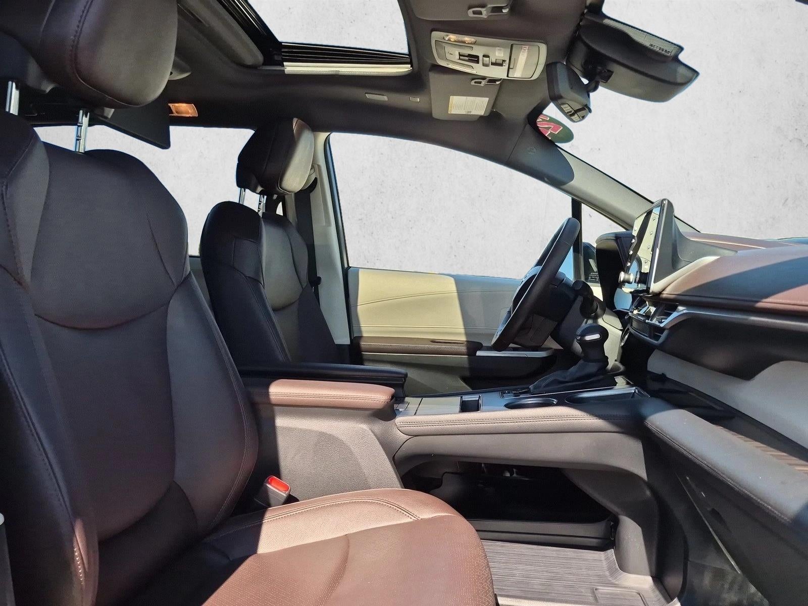 2024 Toyota Sienna Platinum AWD 7-Passenger (Natl)