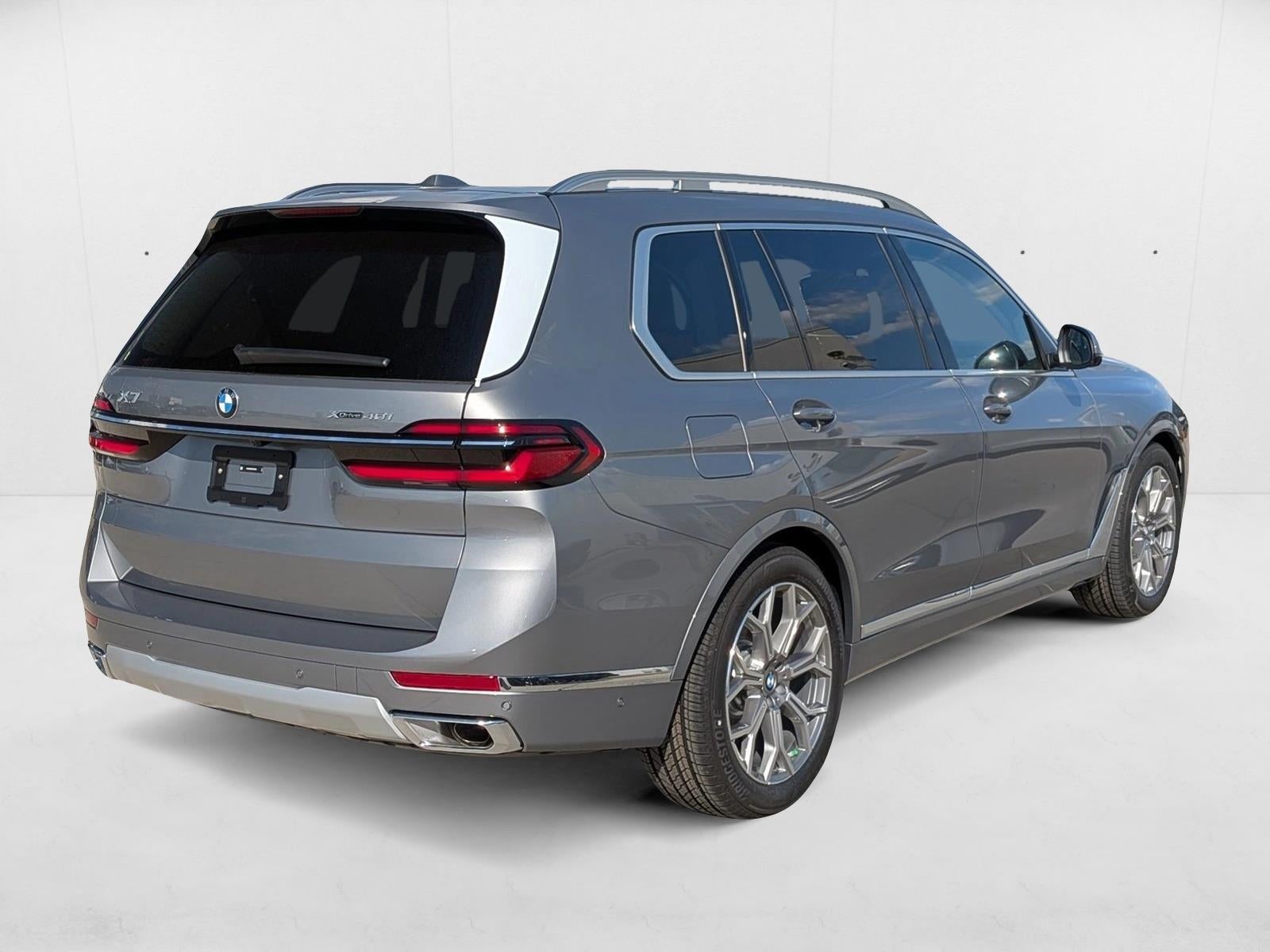 2026 BMW X7 xDrive40i Sports Activity Vehicle