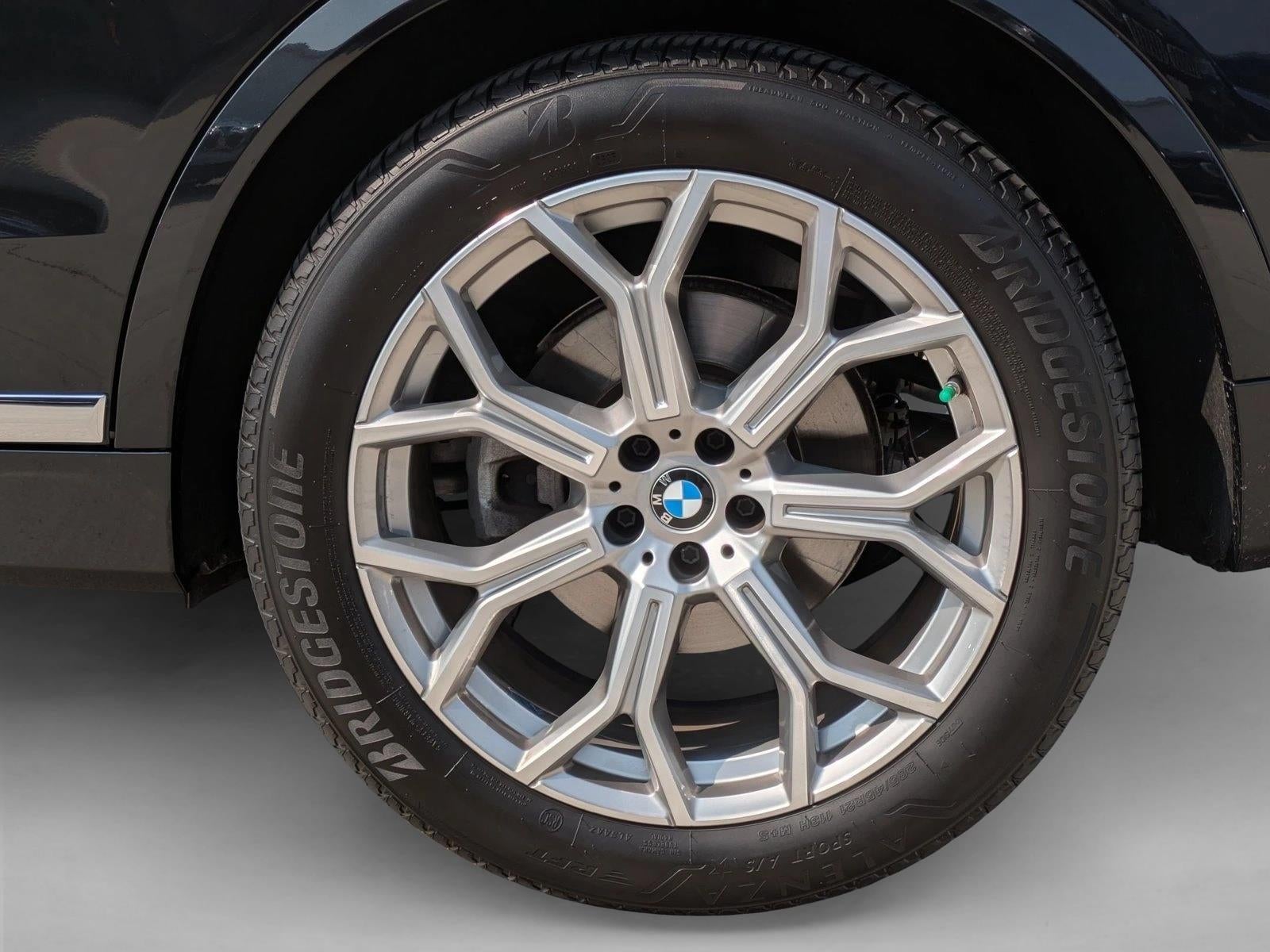 2026 BMW X7 xDrive40i Sports Activity Vehicle