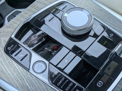 2024 BMW X7 xDrive40i Sports Activity Vehicle
