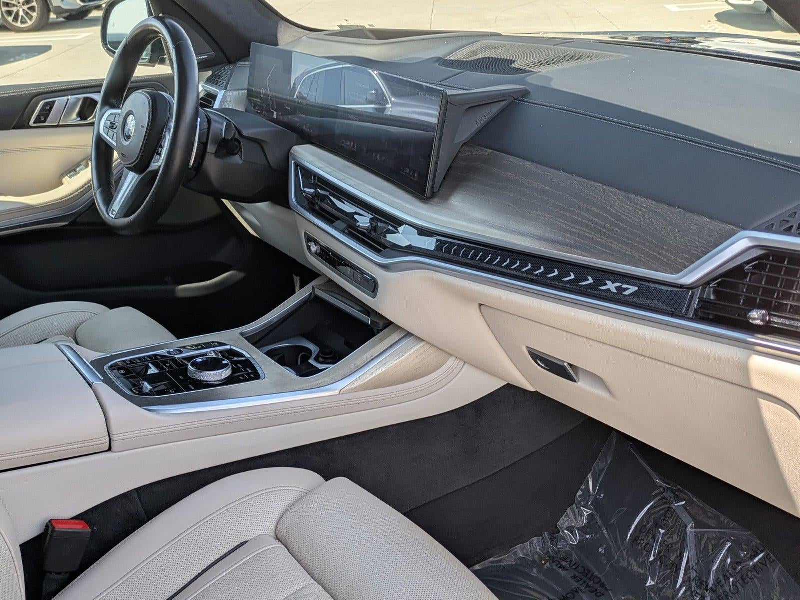 2024 BMW X7 xDrive40i Sports Activity Vehicle