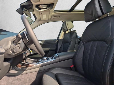 2026 BMW X7 xDrive40i Sports Activity Vehicle