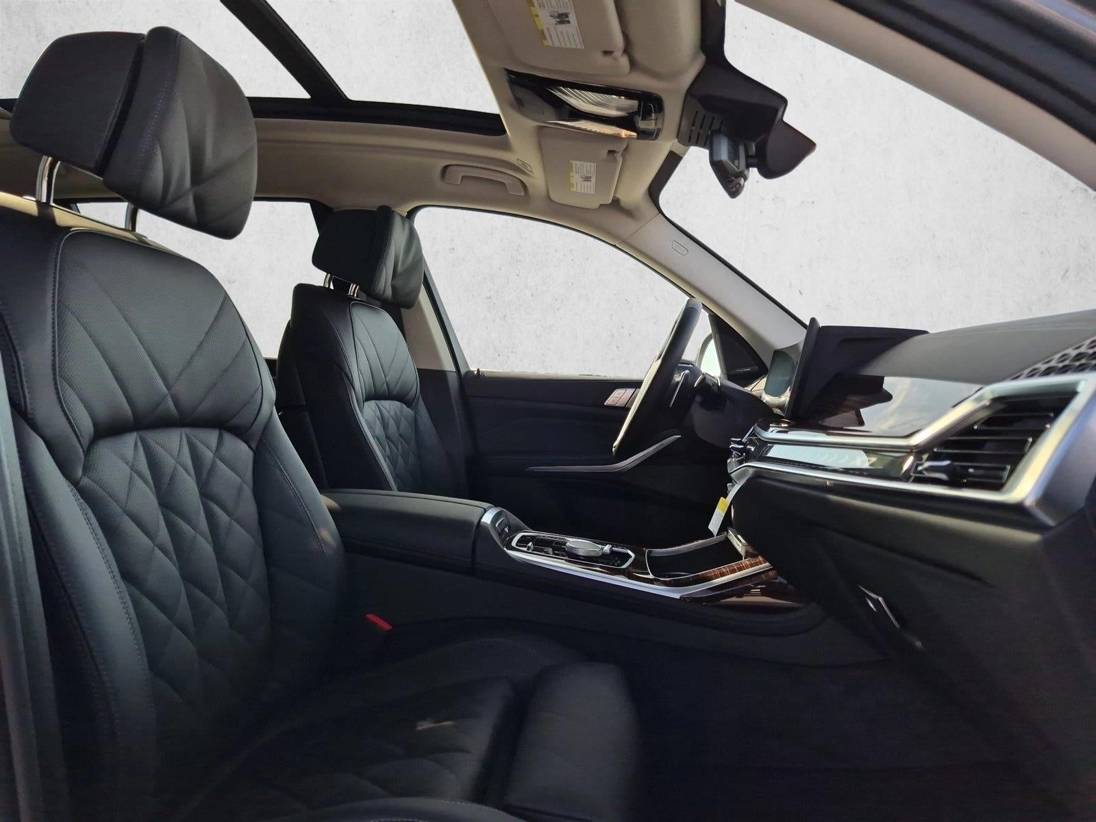 2026 BMW X7 xDrive40i Sports Activity Vehicle