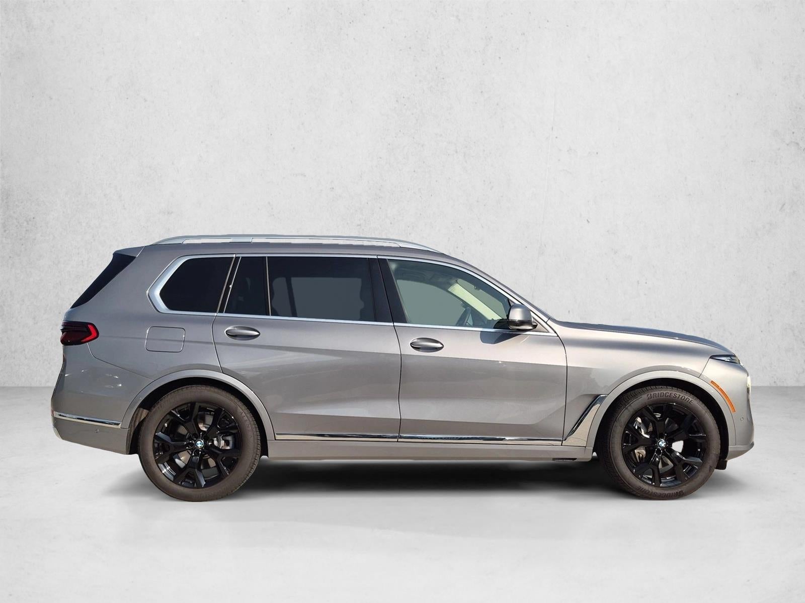 2026 BMW X7 xDrive40i Sports Activity Vehicle