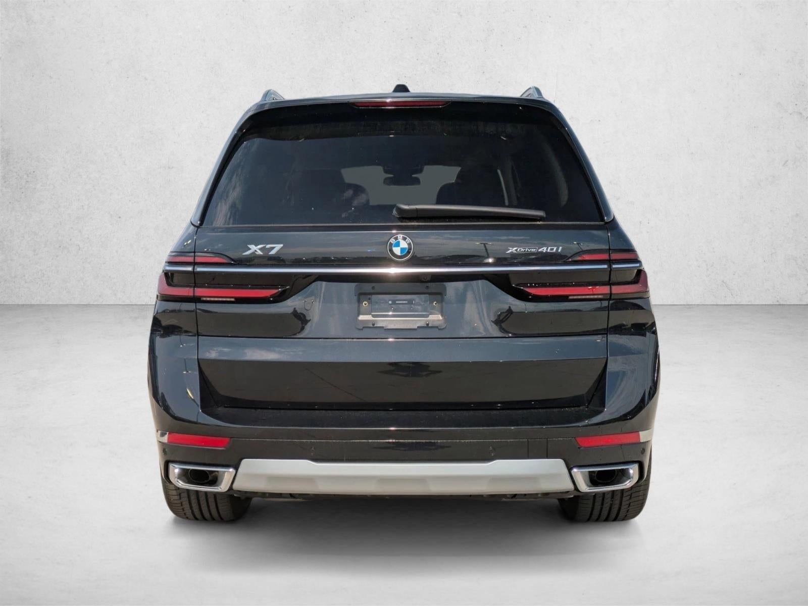 2026 BMW X7 xDrive40i Sports Activity Vehicle