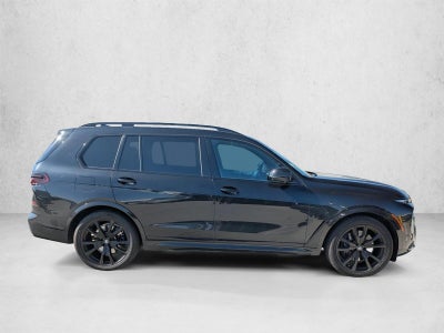 2023 BMW X7 xDrive40i Sports Activity Vehicle