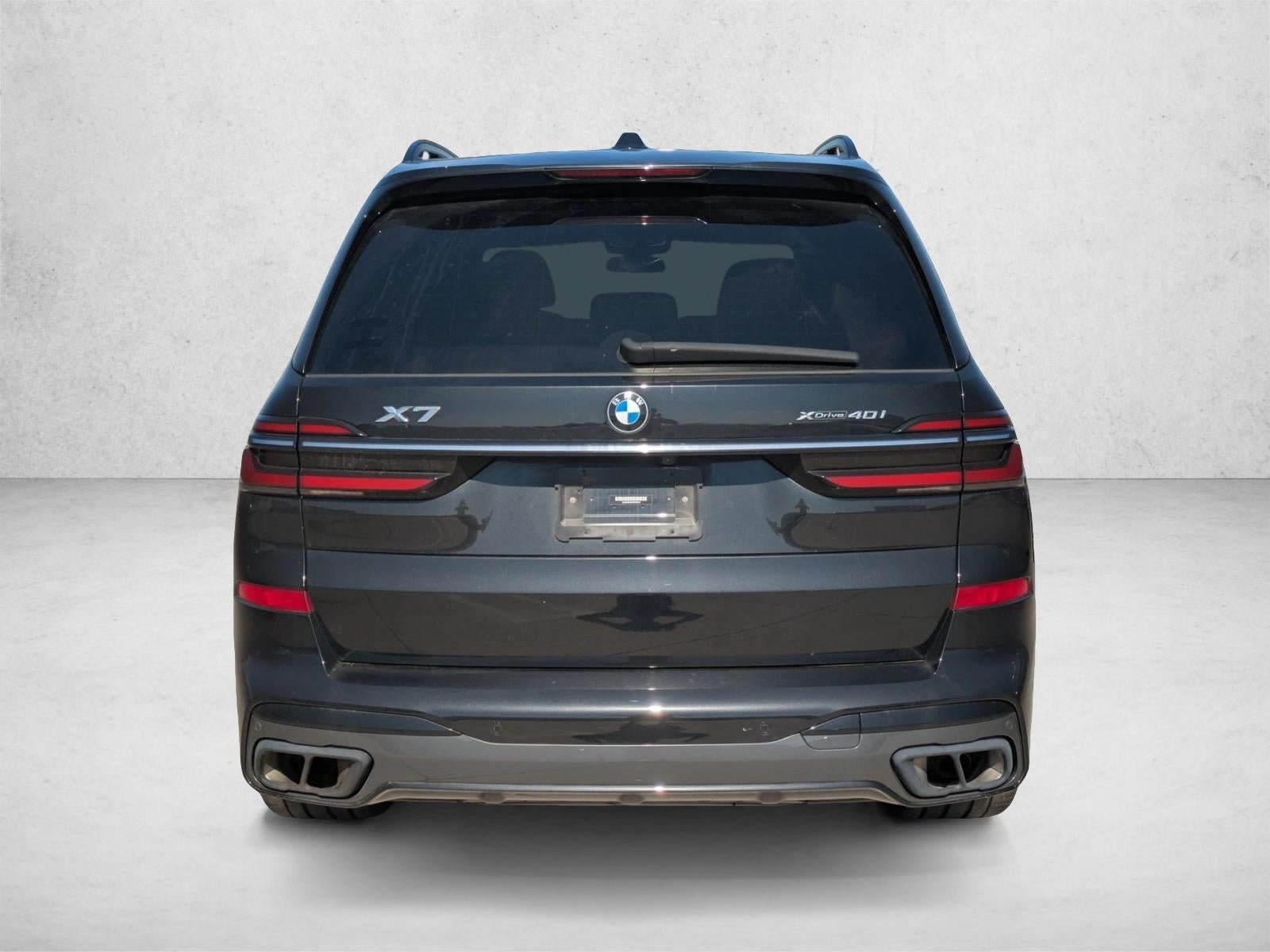 2023 BMW X7 xDrive40i Sports Activity Vehicle