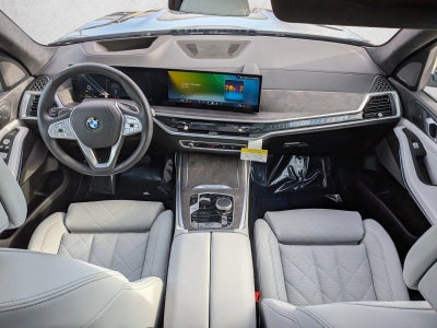 2026 BMW X7 xDrive40i Sports Activity Vehicle
