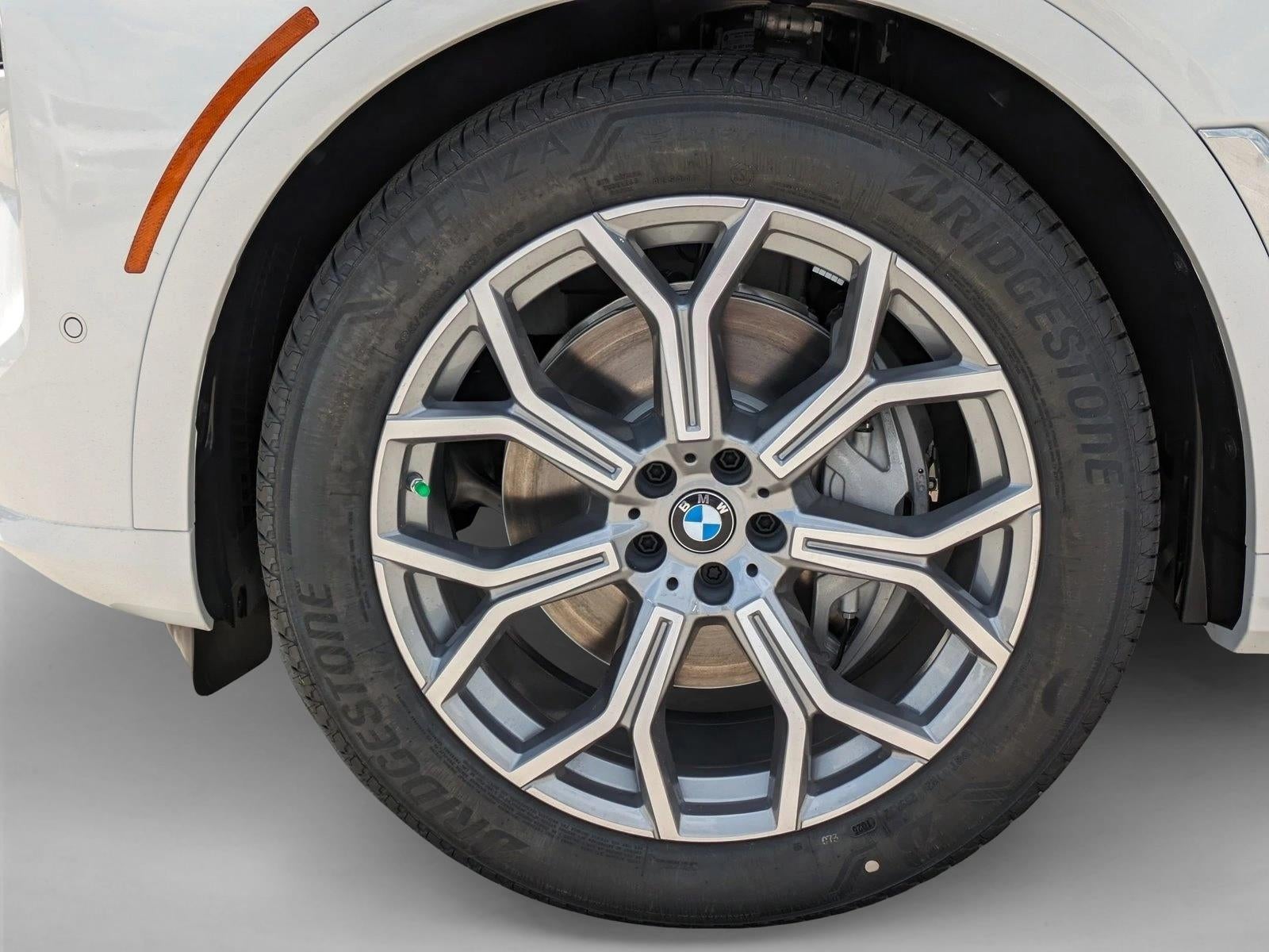 2026 BMW X7 xDrive40i Sports Activity Vehicle