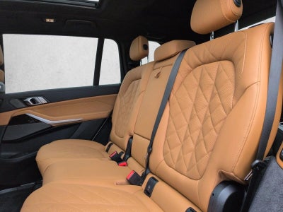 2026 BMW X7 xDrive40i Sports Activity Vehicle