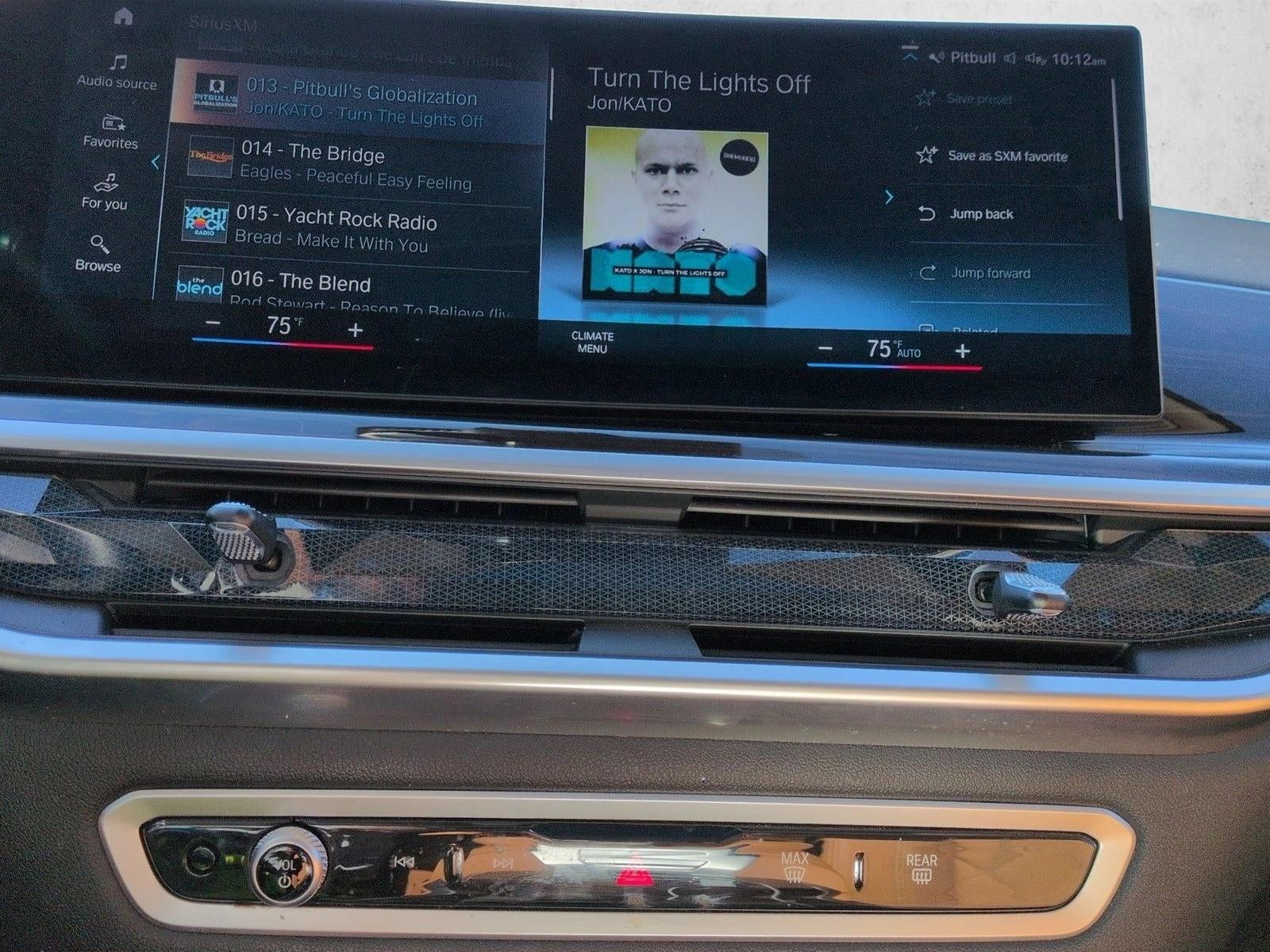 2023 BMW X7 xDrive40i Sports Activity Vehicle