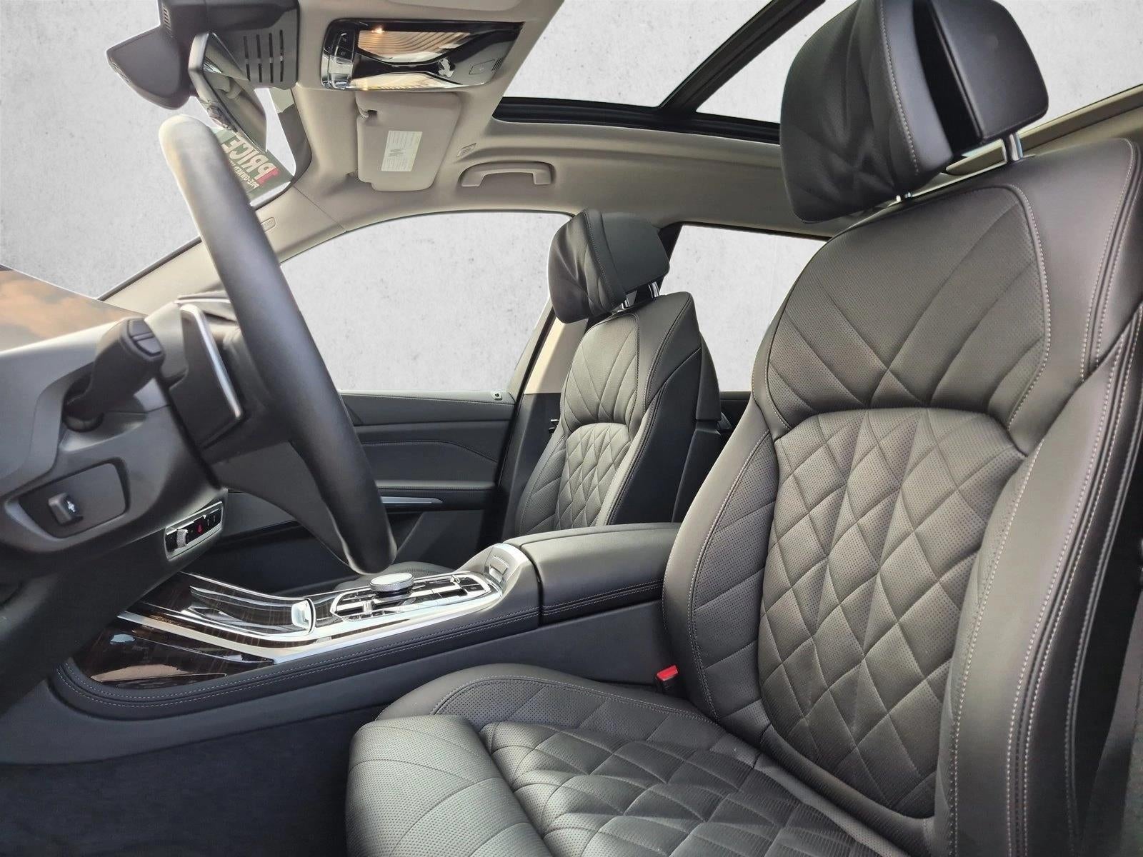 2024 BMW X7 xDrive40i Sports Activity Vehicle