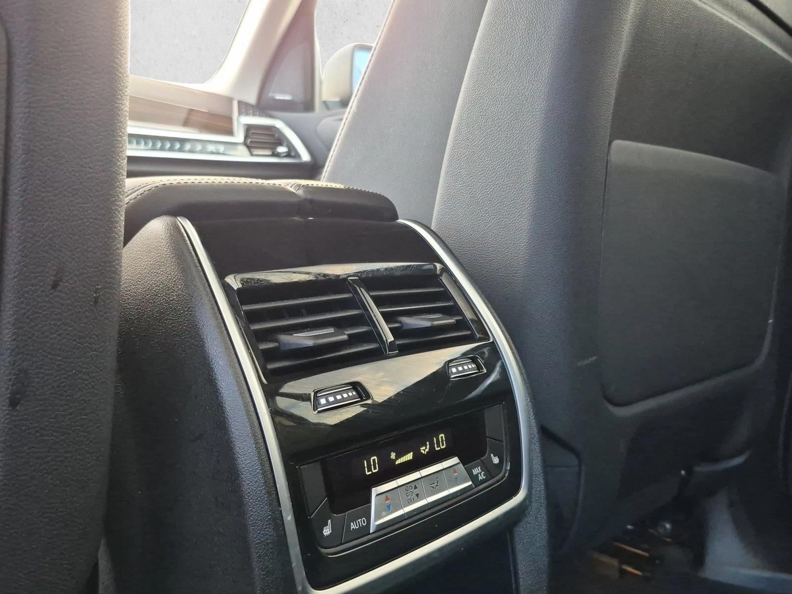 2024 BMW X7 xDrive40i Sports Activity Vehicle