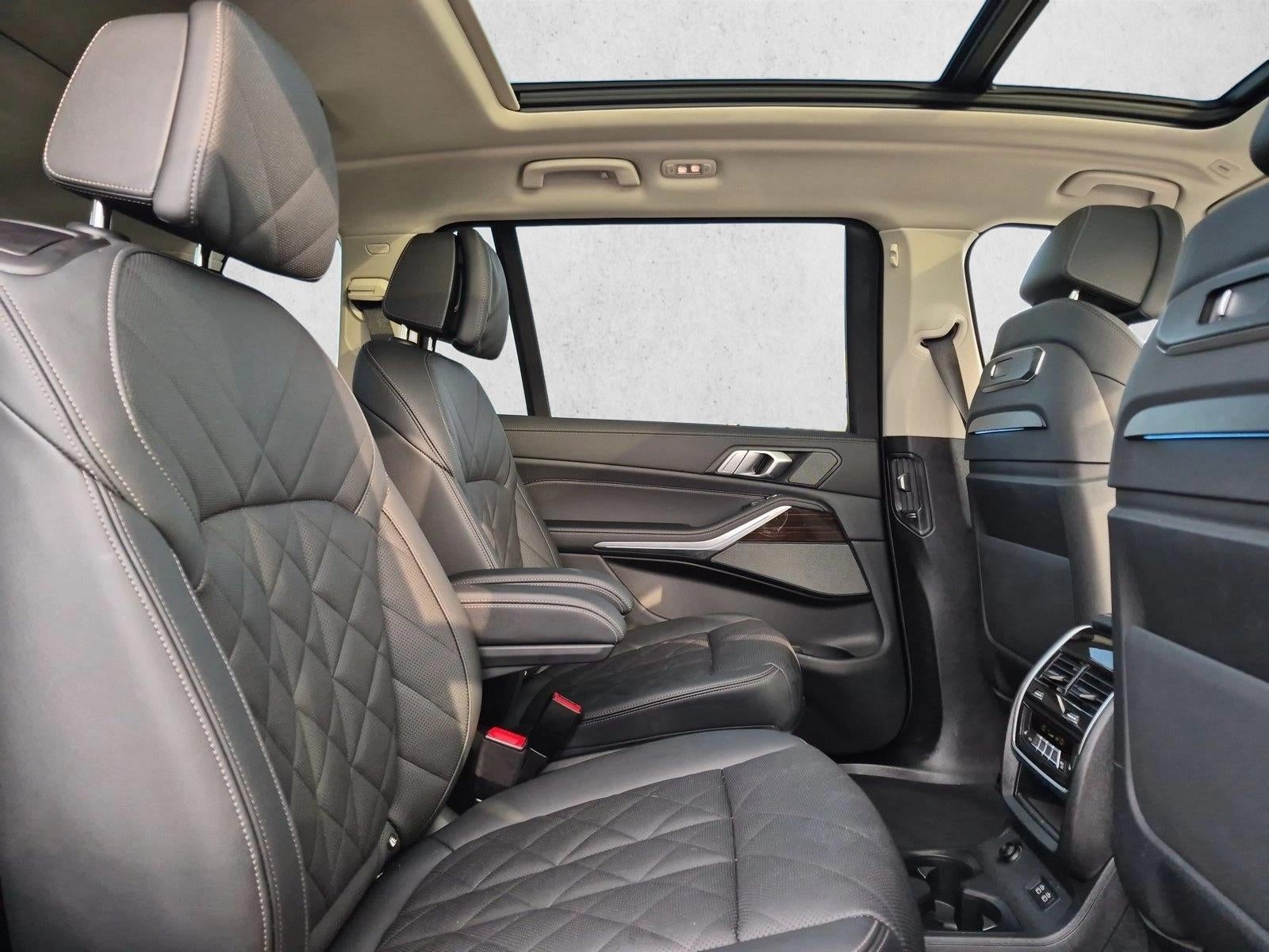 2024 BMW X7 xDrive40i Sports Activity Vehicle
