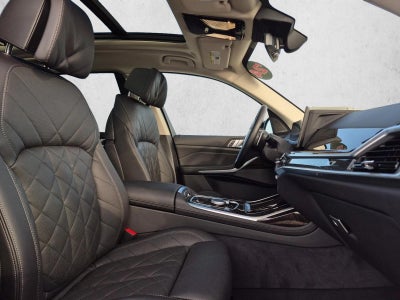 2024 BMW X7 xDrive40i Sports Activity Vehicle