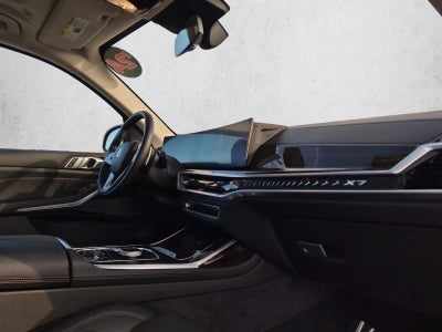 2024 BMW X7 xDrive40i Sports Activity Vehicle