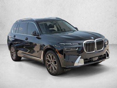 2025 BMW X7 xDrive40i Sports Activity Vehicle