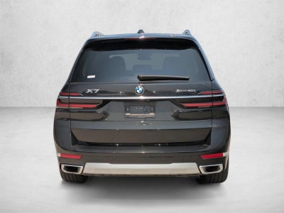 2025 BMW X7 xDrive40i Sports Activity Vehicle